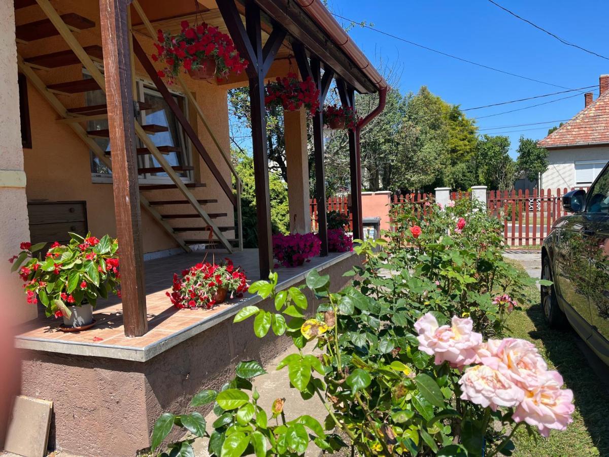 Rose Garden Apartamento Siófok Exterior foto